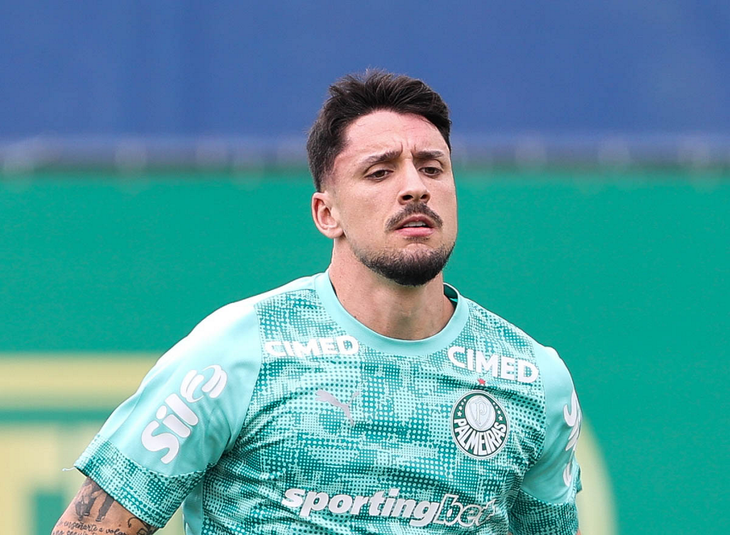 Palmeiras confirma lesão grave em Piquerez, que passará por cirurgia
