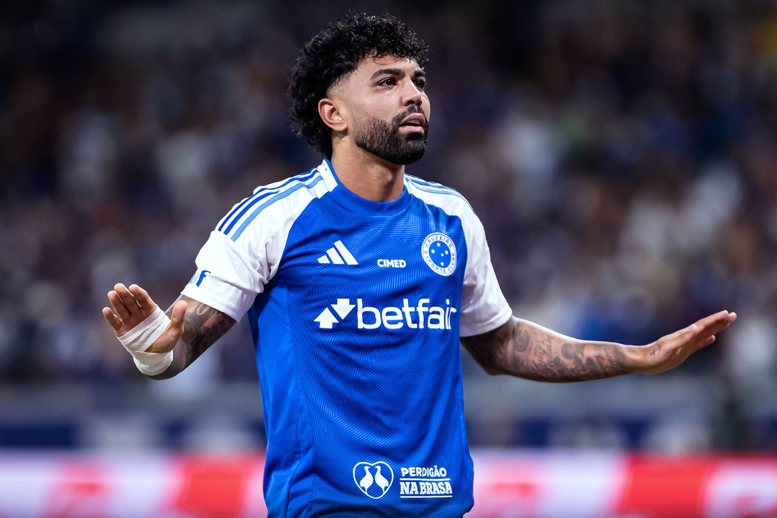 Ex-Cruzeiro detona Gabigol: "Não gosto nem do pessoal nem do jogador"