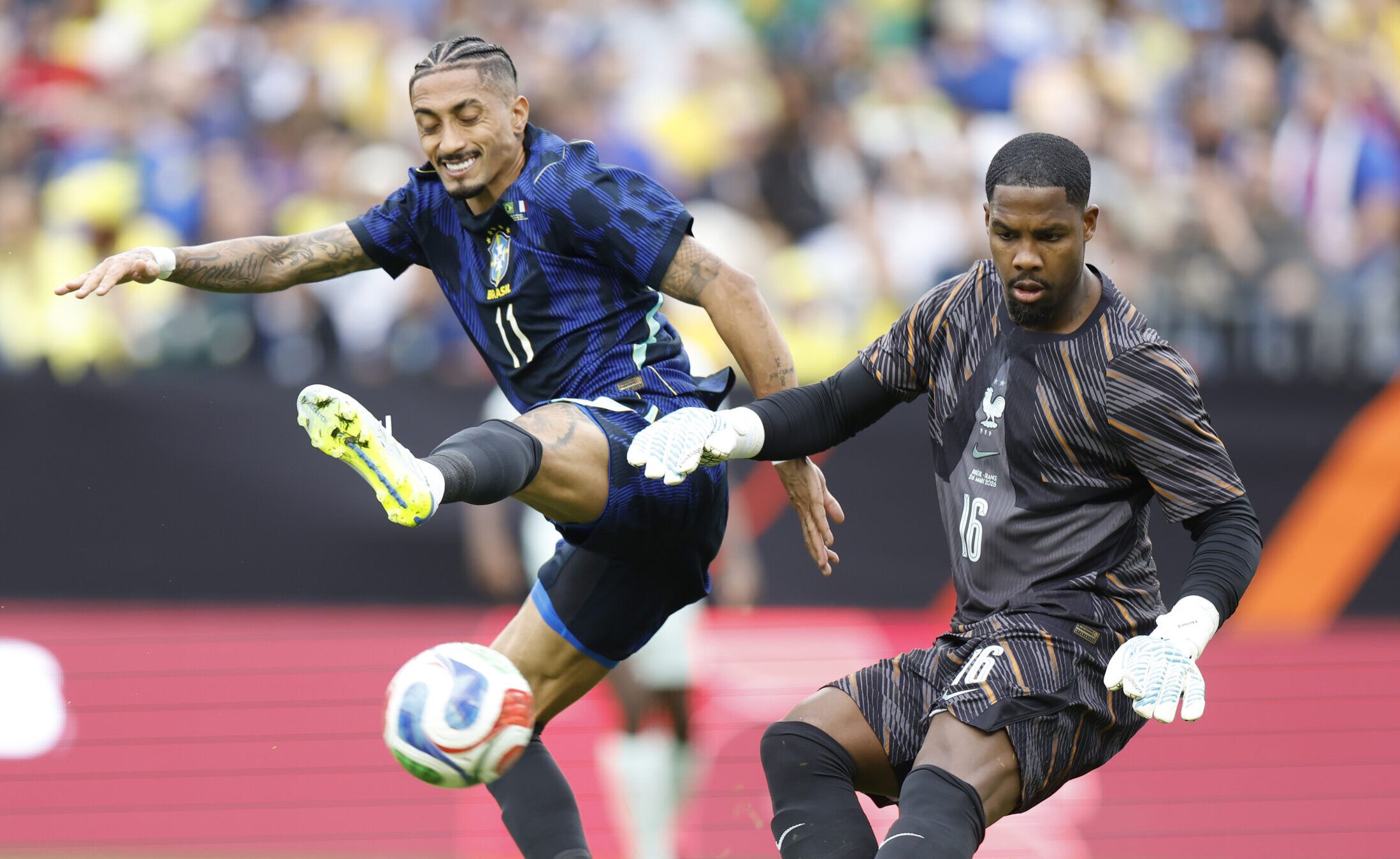 Seleção Brasileira: Raphinha e Wesley são desconvocados por lesão