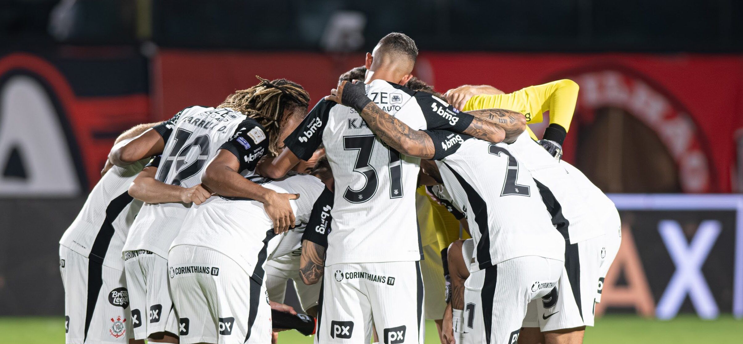 Diniz admite preocupação com Corinthians na zona de rebaixamento e faz alerta