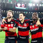 Jardim chama Pedro de 'jogador completo' e diz que Flamengo poderia ter goleado o Fluminense