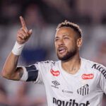Neymar se manifesta após discutir com torcedores do Santos e faz promessa: "Goste você ou não"