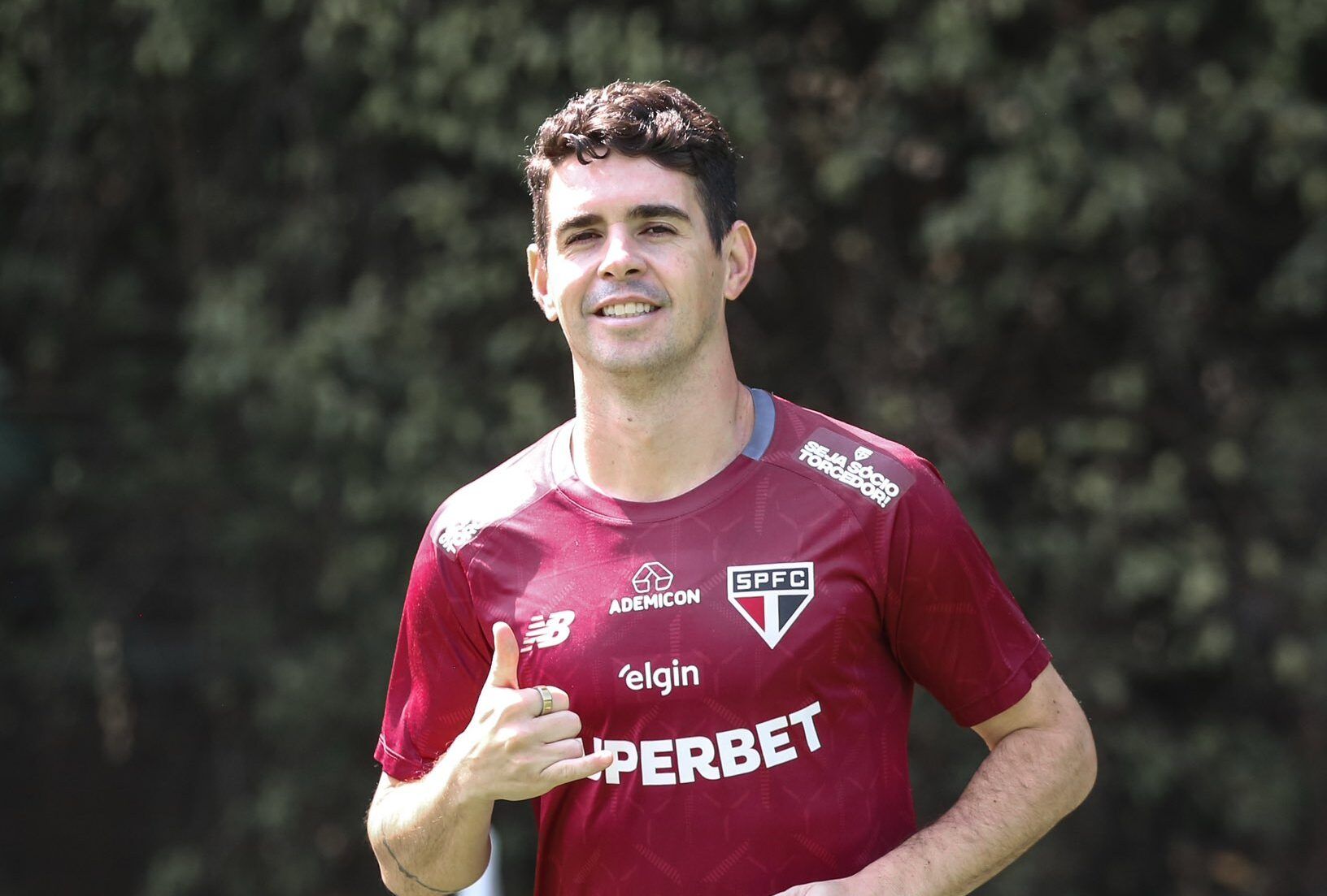 Em depoimento emocionante, Oscar anuncia aposentadoria: "Meu coração parou"