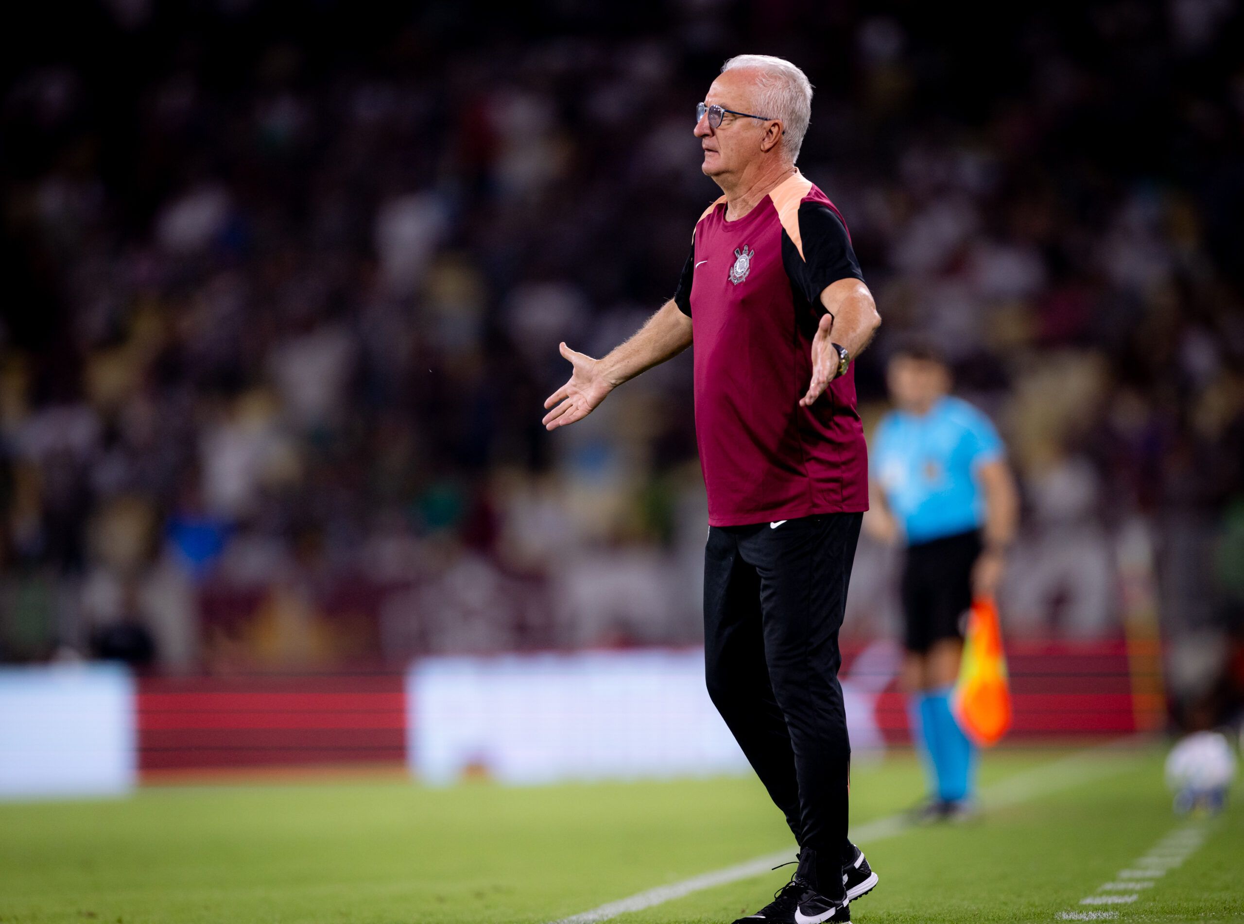 Dorival desabafa sobre fato inédito na carreira sob comando do Corinthians