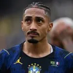 Al Nassr e Al Hilal disputam a contratação de Raphinha, do Barcelona, diz jornal