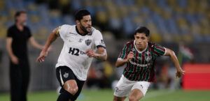 Pedro iguala Gabigol como maior artilheiro do Flamengo no século