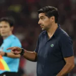 Palmeiras: Abel Ferreira relembra final da Libertadores e compara expulsão de Carrascal a lance com Pulgar