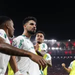 Palmeiras faz 3 a 0 no Flamengo no Maracanã e dispara na liderança do Brasileirão