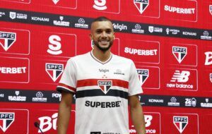 São Paulo anuncia a rescisão contratual do zagueiro Dória