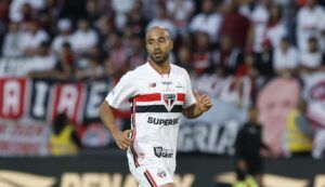 Por que São Paulo não rescindirá com Arboleda e o que pensa em relação ao zagueiro