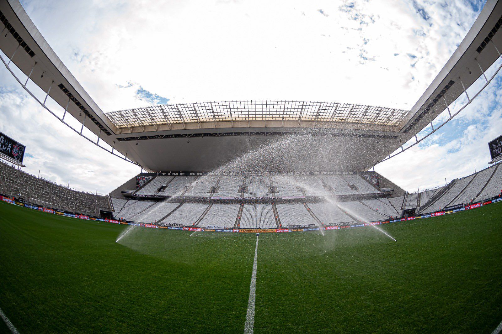 Santos x Coritiba: onde assistir ao vivo jogo do Brasileirão e prováveis escalações