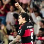 Flamengo vence o Estudiantes com gol de Pedro e garante classificação antecipada na Libertadores