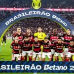 Leonardo Jardim questiona expulsão de Carrascal e dispara: "É muito fácil dar vermelho ao Flamengo"