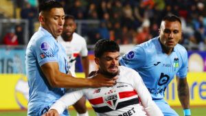 Com titulares poupados, São Paulo segura empate com o O'Higgins fora de casa pela Sul-Americana