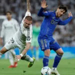 Real Madrid vence Oviedo com vaias a Mbappé e protestos contra Florentino