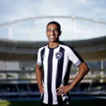 São Paulo está perto de fechar com Victor Sá, ex-Botafogo