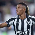 Danilo homenageia o Botafogo em publicação e agradece ao clube por ida à Copa: "Acreditou em mim"