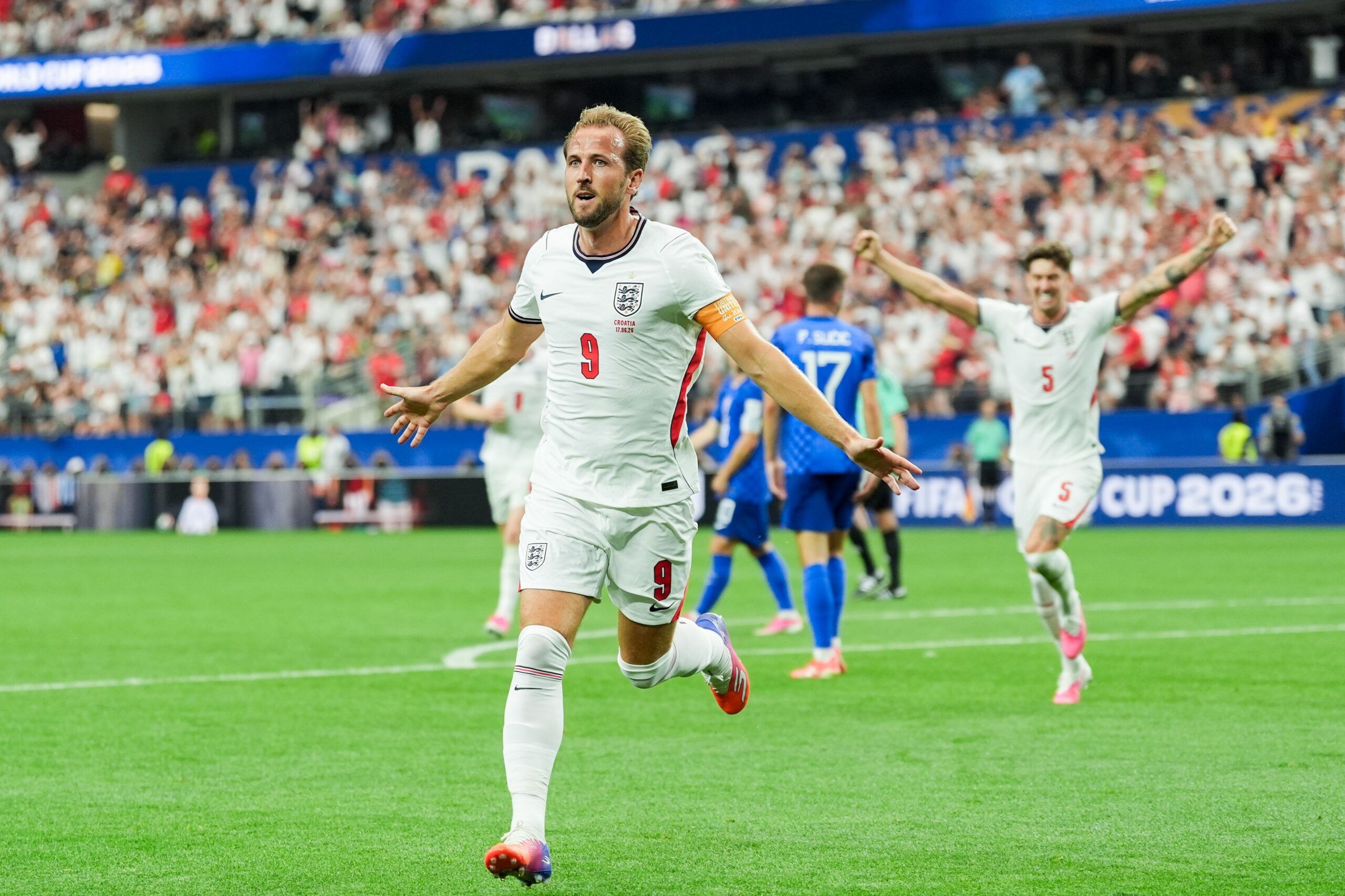 Inglaterra vence a Croácia, e Kane quebra recorde em Copas do Mundo; veja
