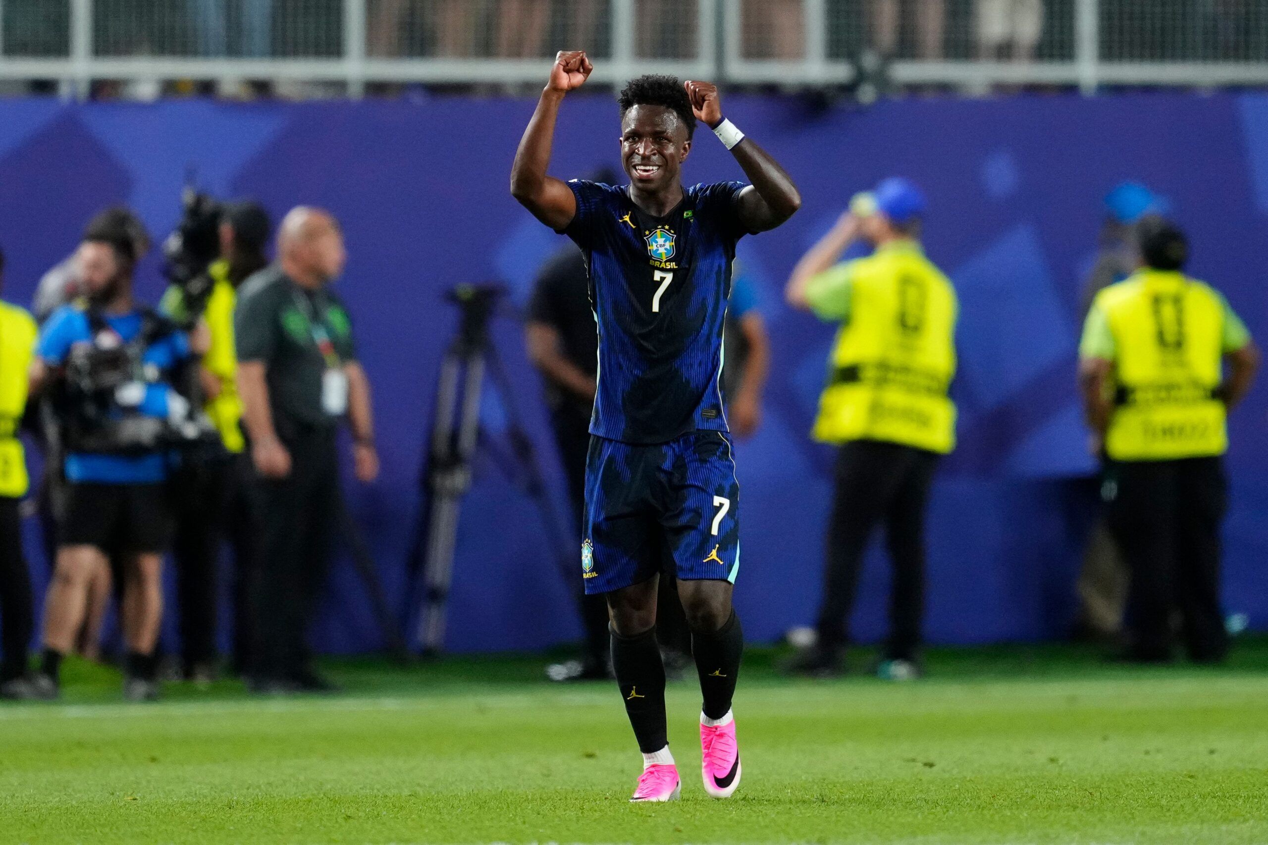 O show de Vinícius Júnior contra o Haiti na Copa do Mundo