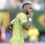Neymar disputa torneio de pôquer nos EUA após queda do Brasil na Copa do Mundo