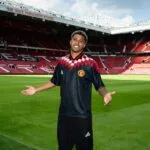 Vasco receberá quantia milionária por venda de Andrey Santos ao Manchester United