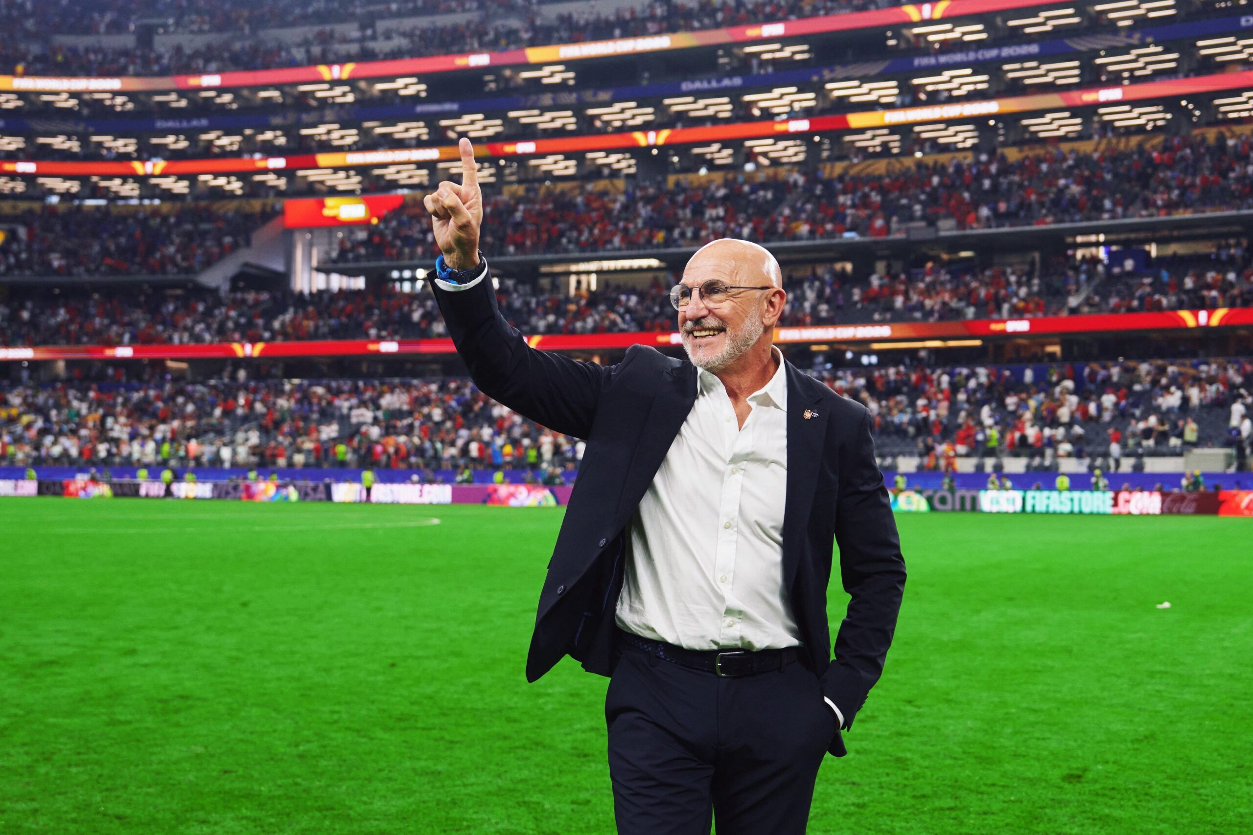 Luis de la Fuente se rende à Espanha após vitória sobre a França: "Somos a melhor equipe do mundo"