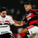 Flamengo sai na frente, mas cede empate e tropeça no São Paulo no Maracanã