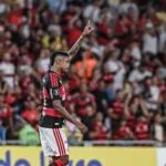 Flamengo repudia ataques racistas da torcida do River Plate contra Bruno Henrique