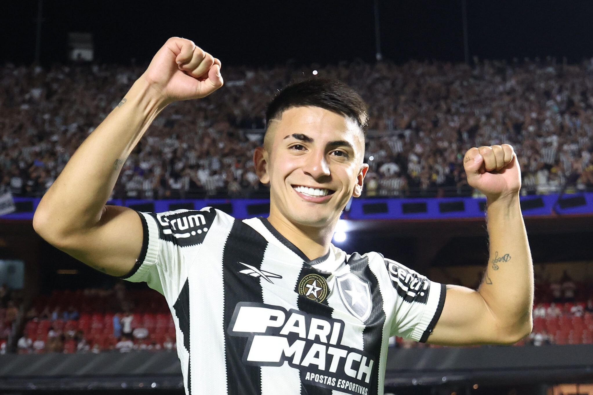 River Plate dá chapéu no Flamengo e fica perto Thiago Almada
