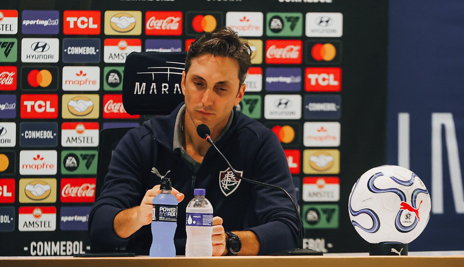 Fluminense demite o técnico Luis Zubeldía