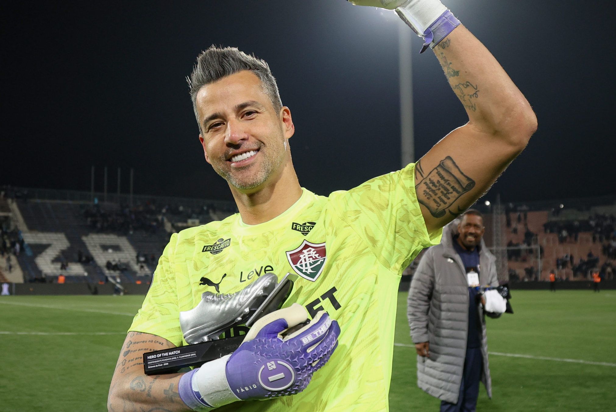 Fluminense vive drama, mas vence Rivadavia nos pênaltis e vai às quartas da Libertadores