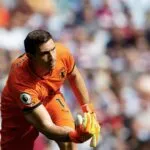 Juventus oferece R$ 60 milhões por Dibu Martínez, do Aston Villa