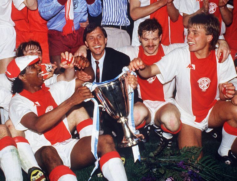Capitán del Ajax y reconocido táctico Johan Cruyff