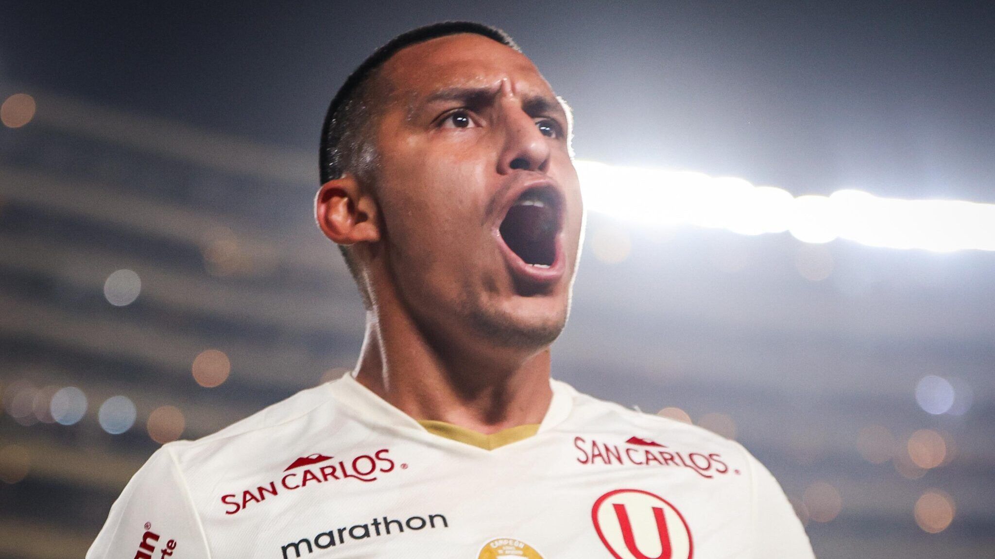 Universitario ganó un partidazo 3-2 ante Cusco y se consolida como líder del Clausura