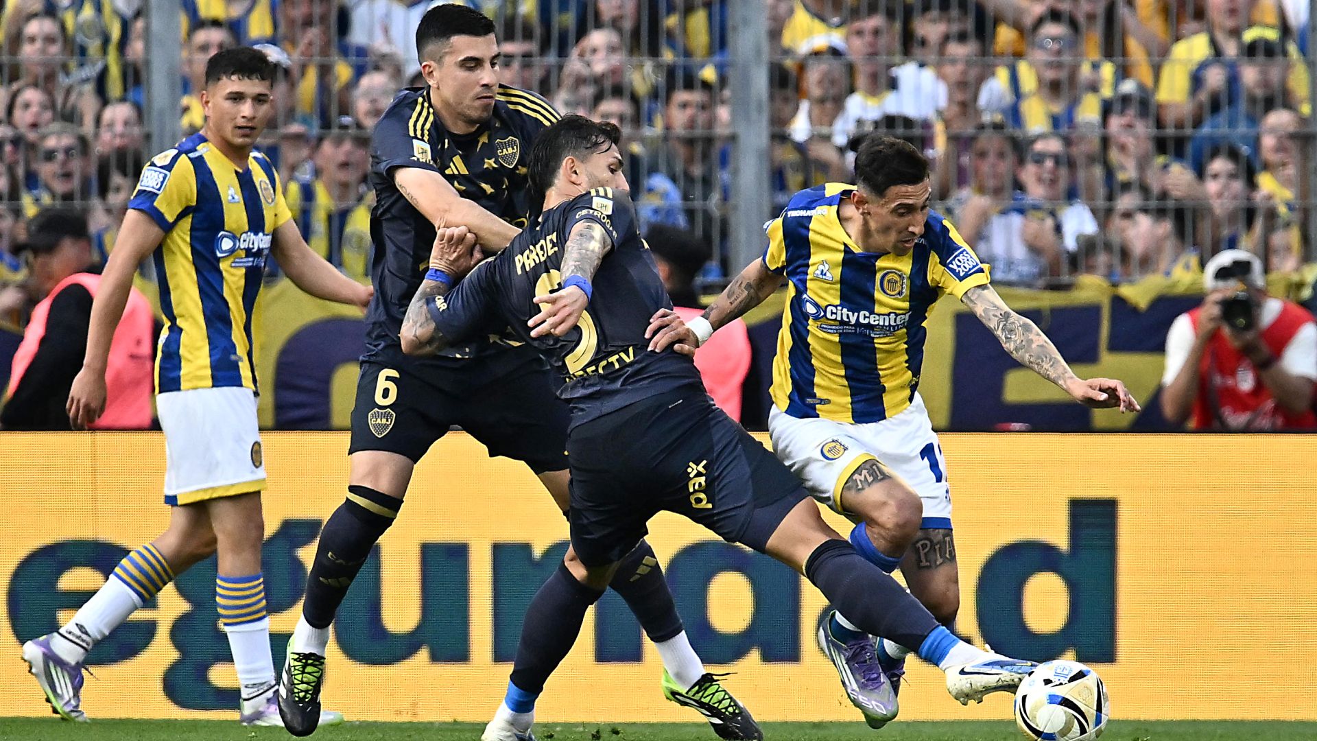 Central y Boca empataron con un golazo olímpico de Di María