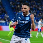 Racing golpeó primero y venció a Vélez en el Amalfitani