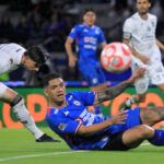 Cruz Azul empata con Querétaro y pone en riesgo el liderato del Apertura