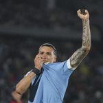 De las calles al estadio: cracks latinoamericanos que hicieron historia