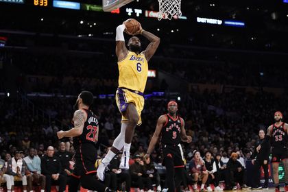 Top 10 jugadores con más puntos en la historia de la NBA