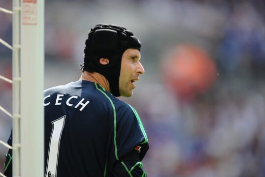 El exarquero del Chelsea, Petr Čech, durante la final de la Community Shield entre Chelsea y Manchester United.