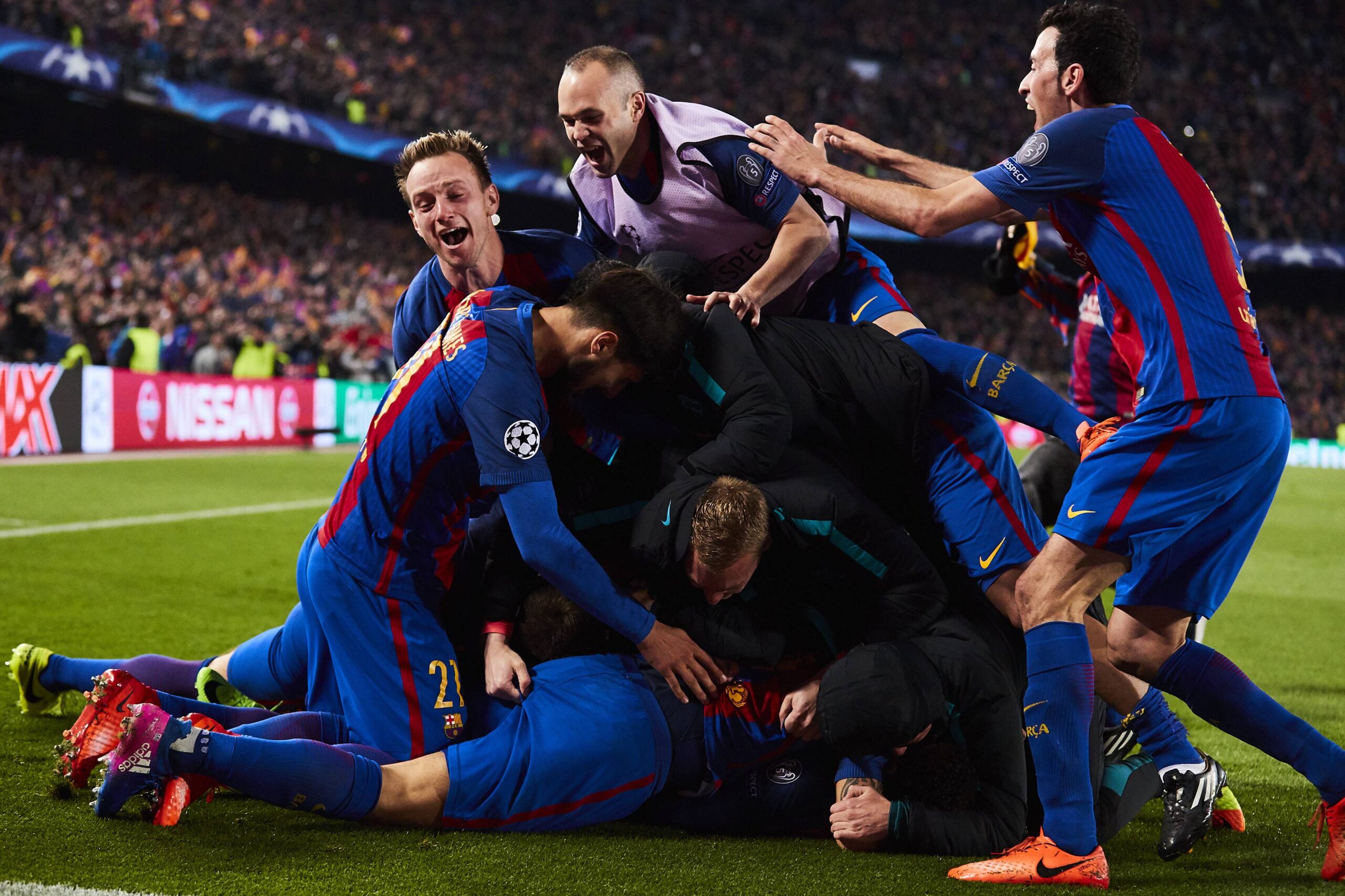 Barcelona después del gol de Sergi Roberto para el 6-1 contra PSG en 2017