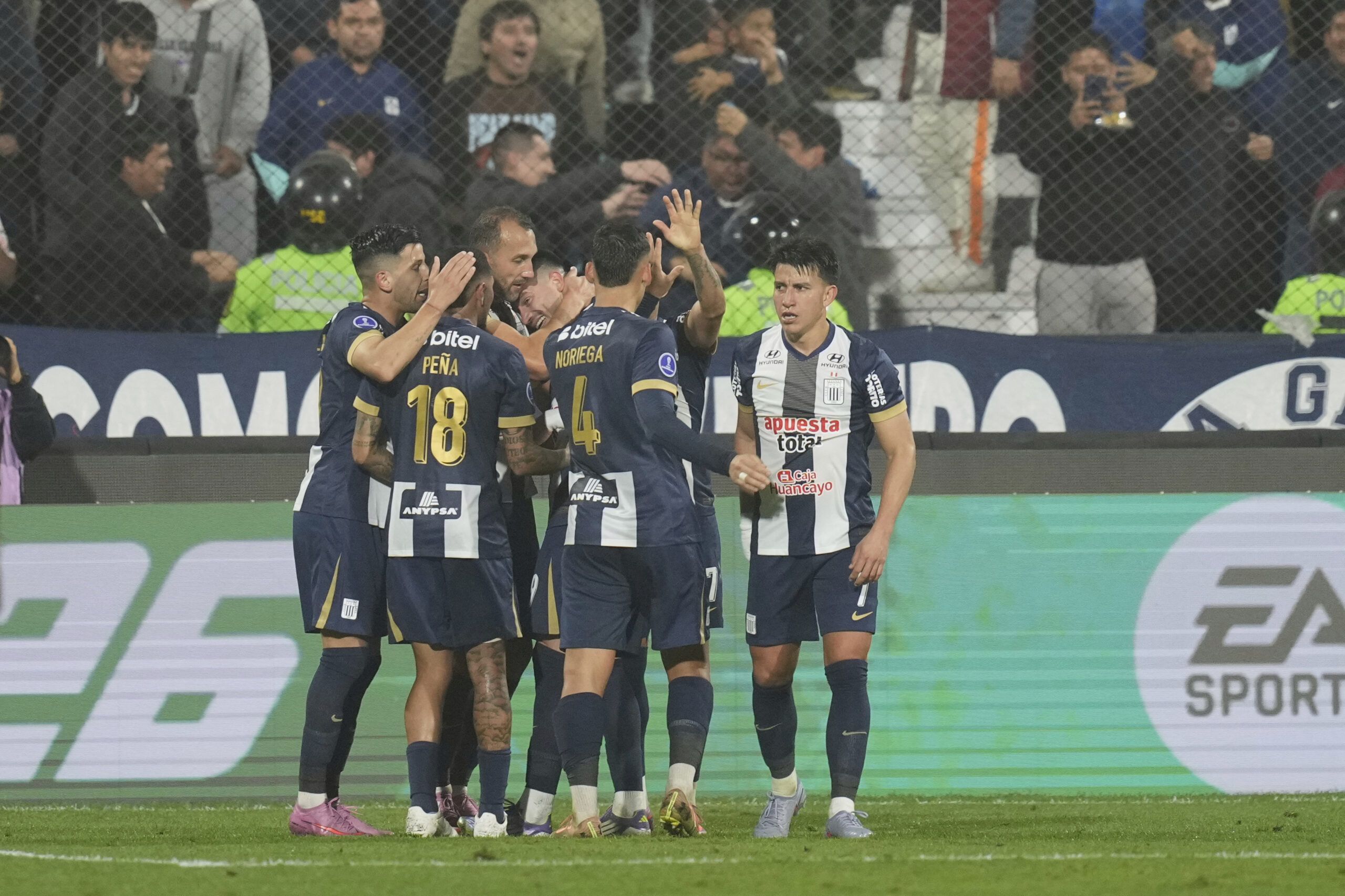 Una cita con la historia: Alianza Lima y su revancha ante la U. de Chile 15 años después.