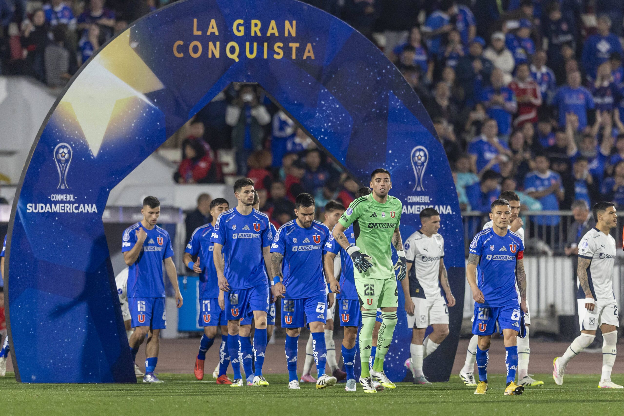 La “U” quiere bailar cueca en Lima, y dejar a Alianza sólo con el Suspiro Limeño