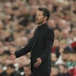 Simeone, otra vez en el ojo de la UEFA tras su expulsión en Liverpool