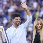 LAFC brinda homenaje a Carlos Vela