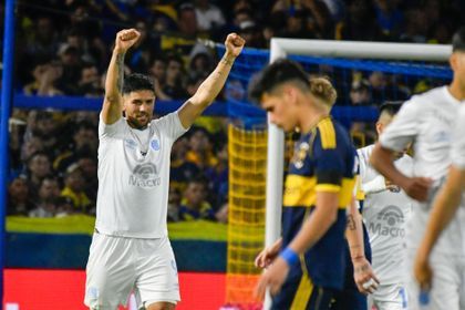 Boca, otra vez rehén de sus errores: caos, desconcierto y un DT sin respuestas