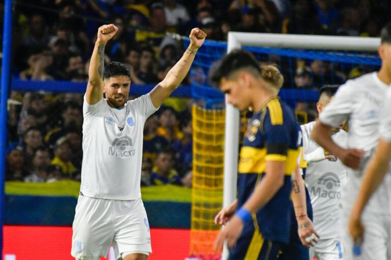 Belgrano en su partido ante Boca por la fecha 13 del Torneo Clausura. (Fotobaires).