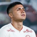 Universitario se consolida rumbo al tricampeonato tras golear 3-0 a Juan Pablo II