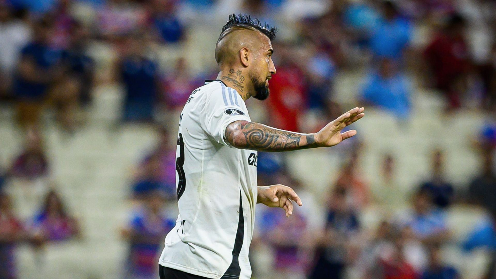 Arturo Vidal deja en suspenso su continuidad en Colo Colo: “Nunca voy a ser un estorbo para el club”