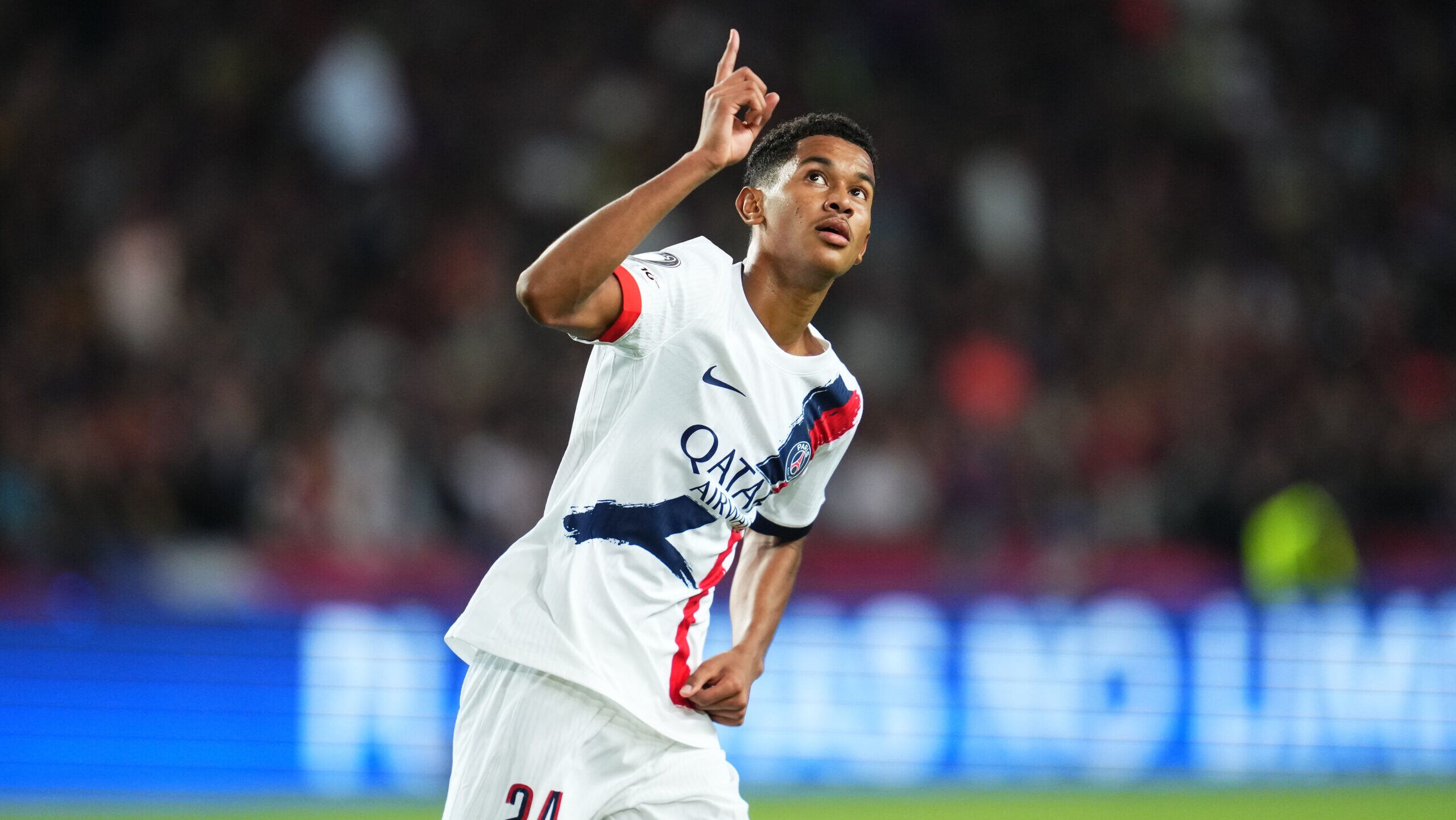 PSG sorprendió al Barcelona en Montjuic y mantiene puntaje perfecto en la Champions